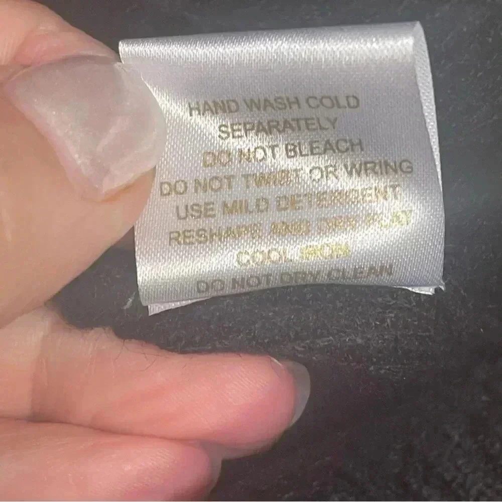 Ligotto Button Front Cardigan Gorgeous Womens Large Black Hooded - Picture 11 of 11